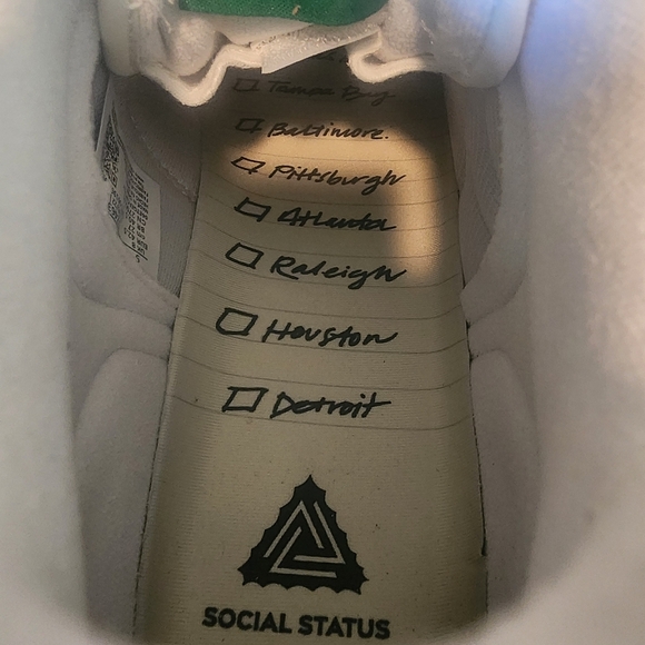 Nike Attack x Social Status Summit White Sneakers DZ4636-100 Mens Size 9 - Picture 12 of 14